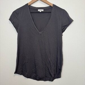 Wilfred V-Neck T-Shirt - M